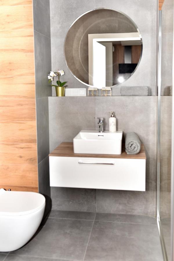 Vip Apartament Number 9 لوبلين المظهر الخارجي الصورة